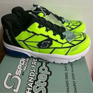 Sport by SKECHERS HANDS FREE Step-Ins Boys Sneakers Noah Green Size 6 NIB